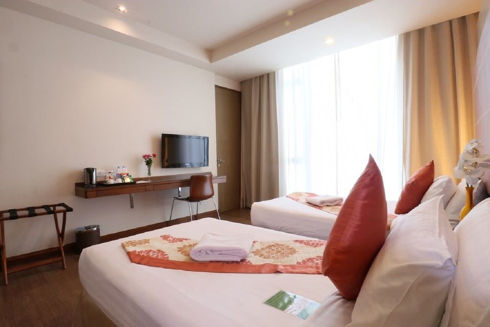 Бангкок: On 8 Sukhumvit Nana Bangkok by Compass Hospitality