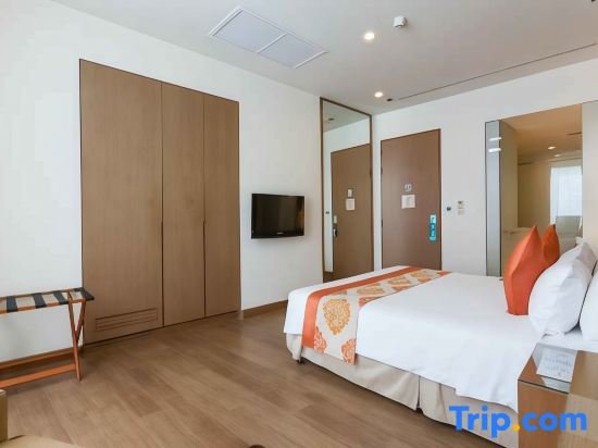 Бангкок: On 8 Sukhumvit Nana Bangkok by Compass Hospitality