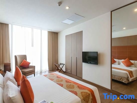 Бангкок: On 8 Sukhumvit Nana Bangkok by Compass Hospitality