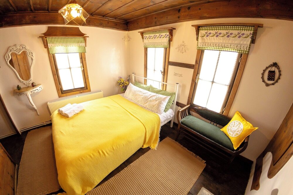 Мудурну: Arslan Bey Mansion Private Accommodation Facility