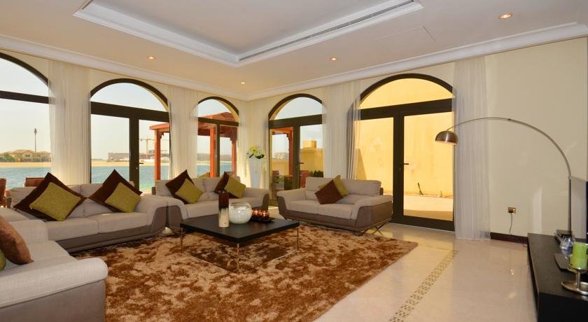 Дубай: MyStayGroup - Palm Jumeirah Garden Villa