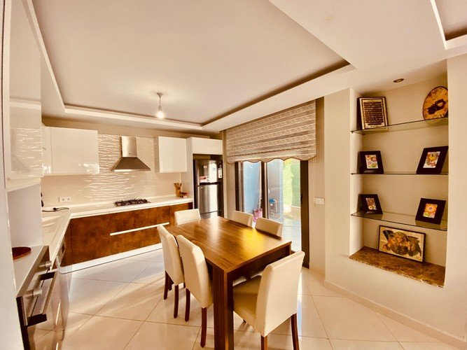 Согучак: Luxury Villa Albatros Ozel Havuz