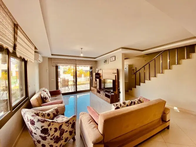 Согучак: Luxury Villa Albatros Ozel Havuz