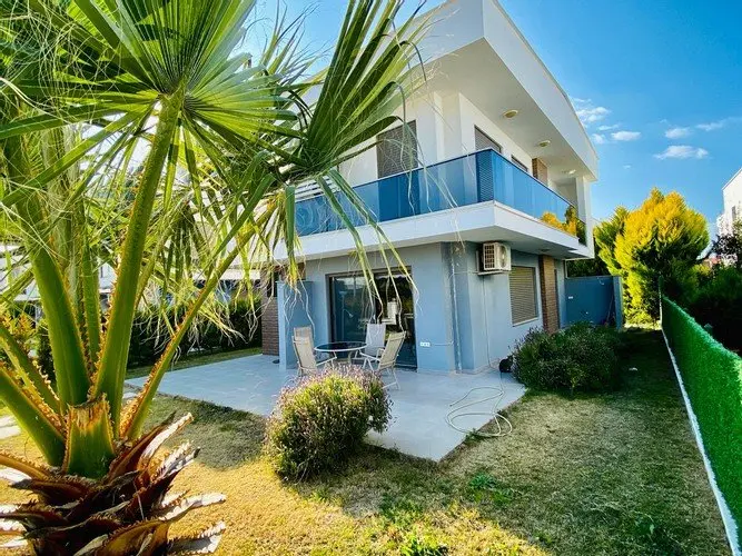 Согучак: Luxury Villa Albatros Ozel Havuz