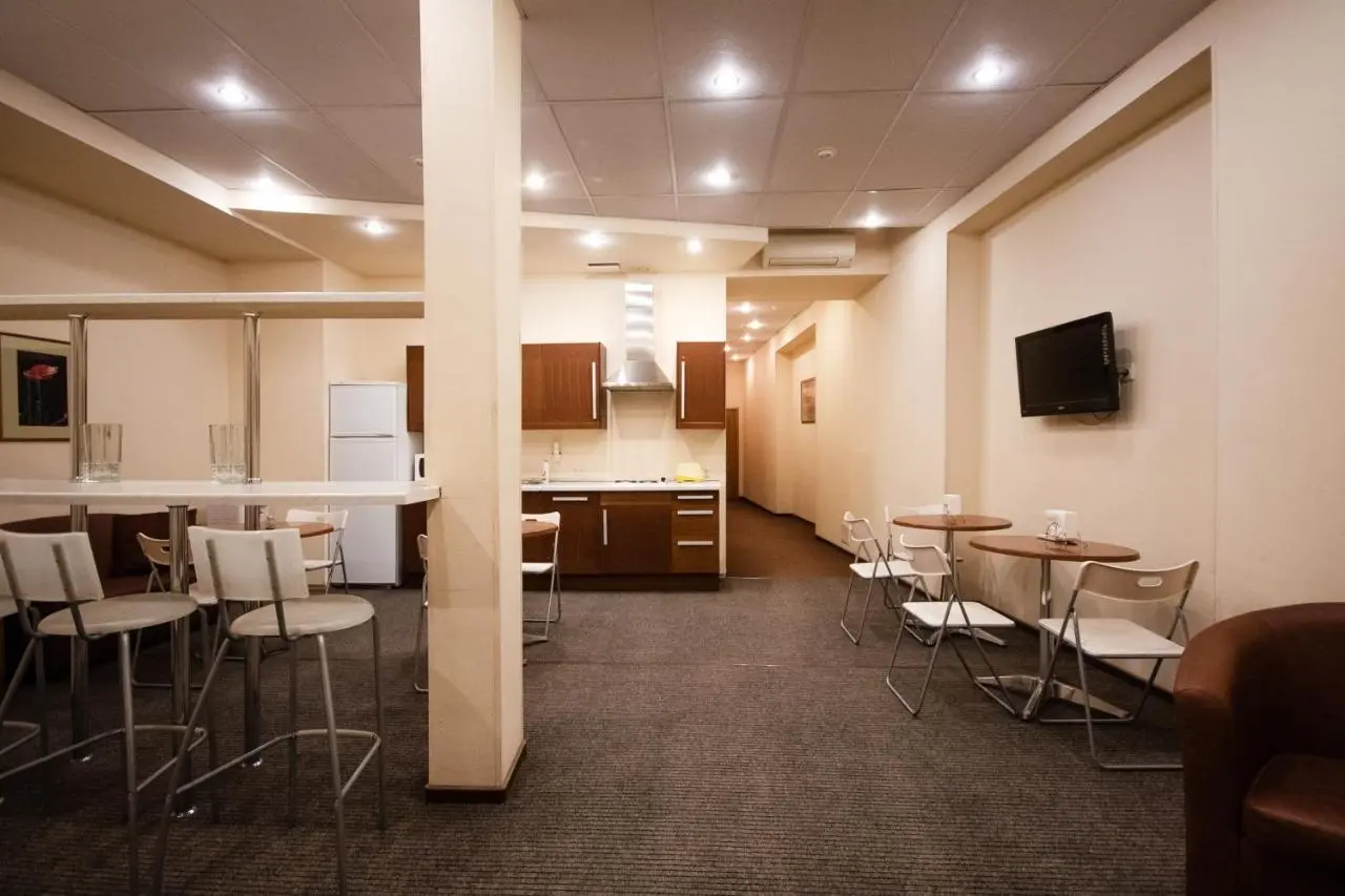 Санкт-Петербург: Nevsky 136 Guest House