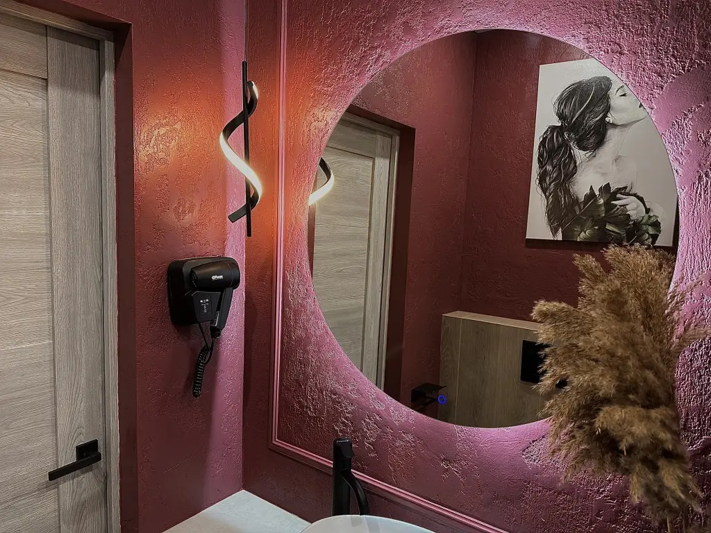 Кострома: Апартаменты студия CLASSIC ROOM Бесконтактное заселение С Качелью