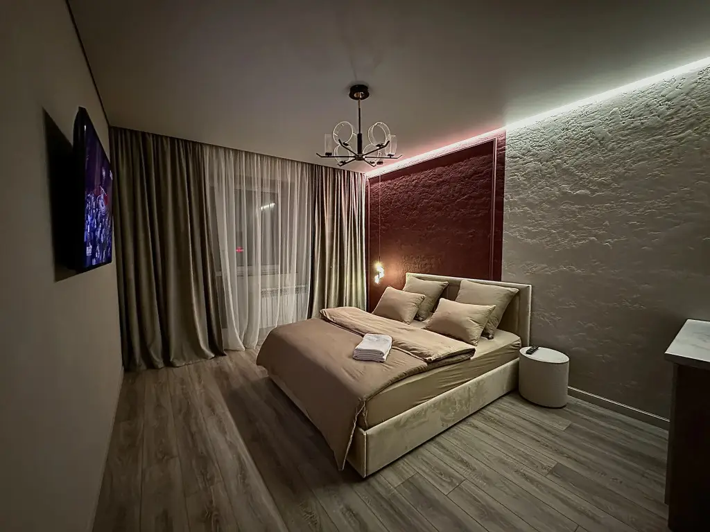 Кострома: Апартаменты студия CLASSIC ROOM Бесконтактное заселение С Качелью