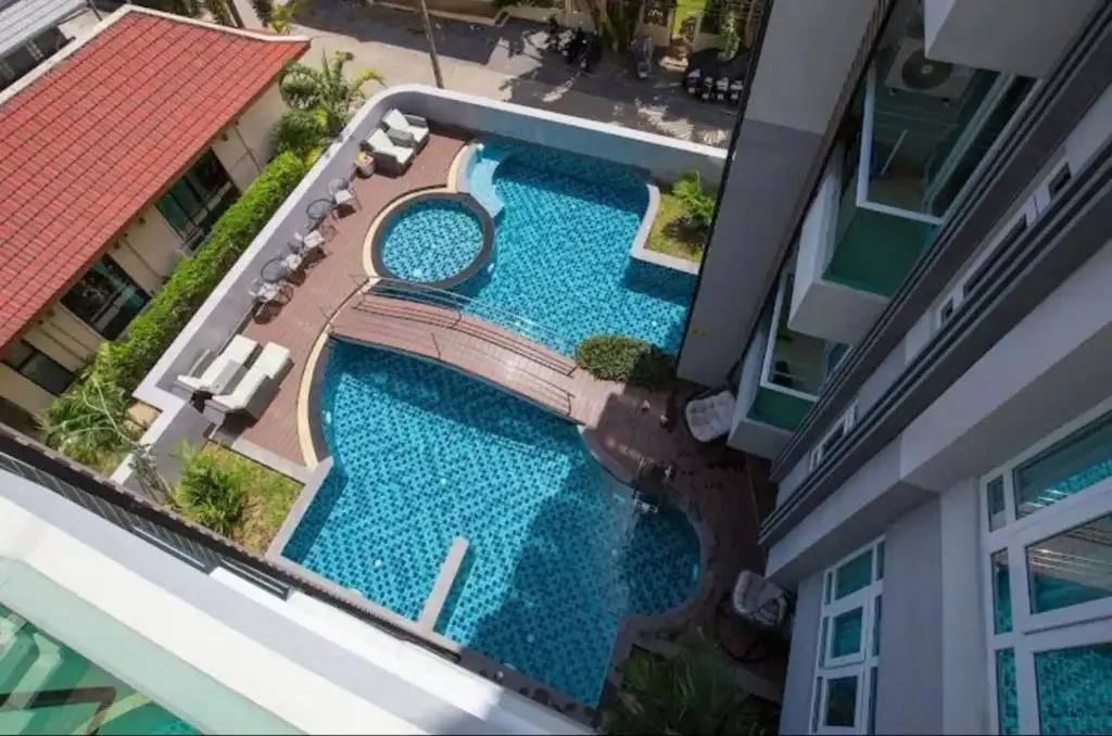 Муанг: Апартаменты Calypso gardens in Nai Harn