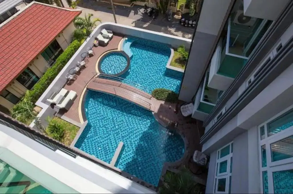 Муанг: Апартаменты Calypso gardens in Nai Harn