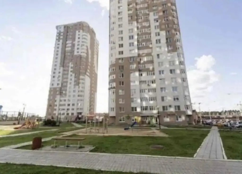 Пермь: Апартаменты 2-Комнатные Апартаменты у Планеты