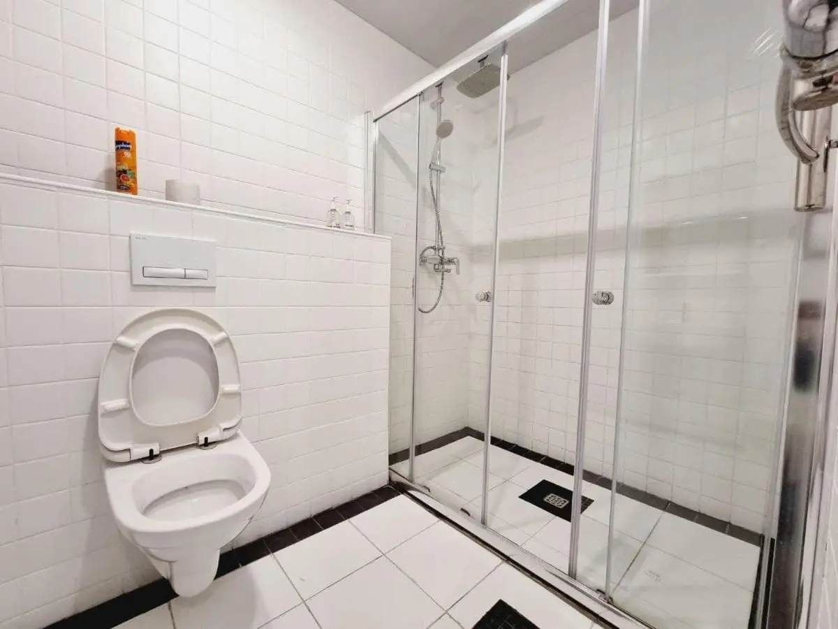Санкт-Петербург: FlatHome24 апарт-отель на Швецова 8