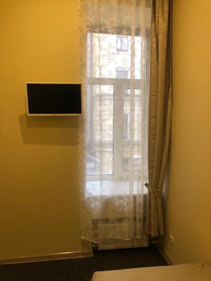Санкт-Петербург: Rinaldi at Moskovsky 18