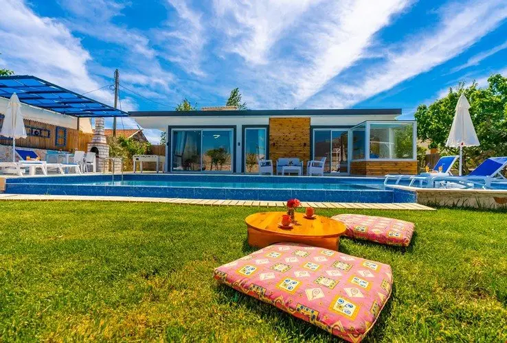 Сарыбелен: Villa Aylin