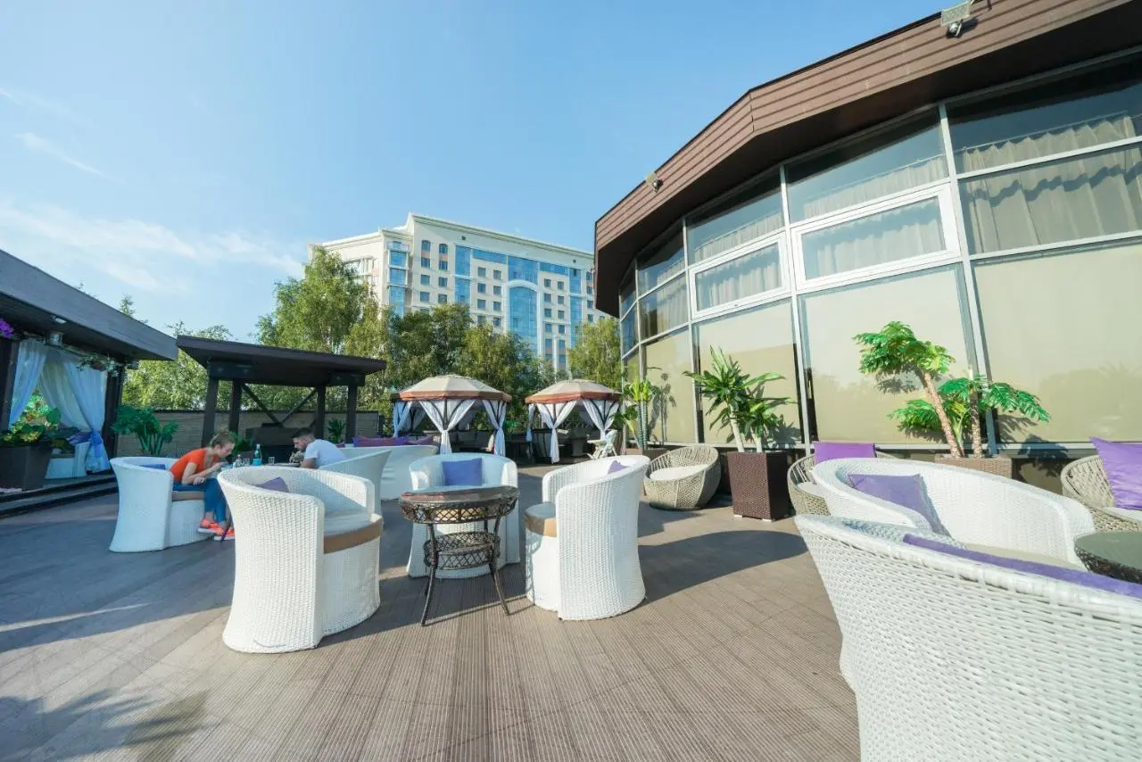 Санкт-Петербург: Elagin Park Apartments