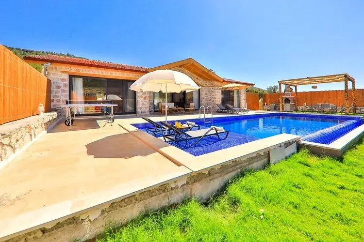 Сарыбелен: Villa Labor