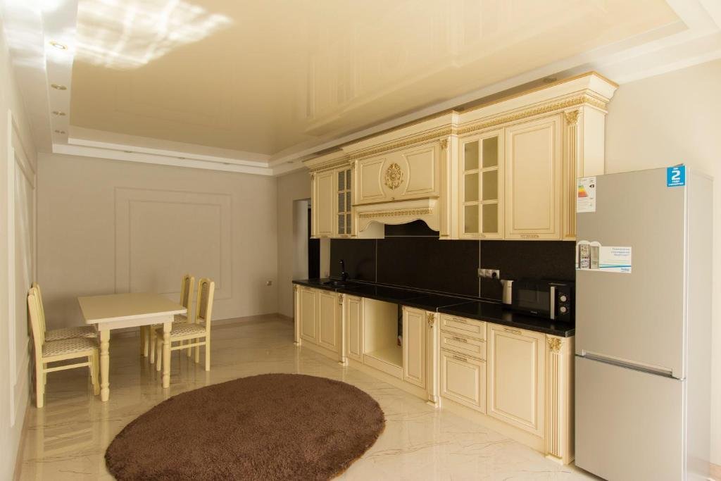 Алматы: Апартаменты Residential Complex Central 261