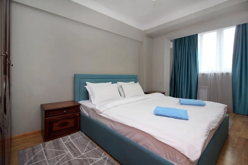 Алматы: Апартаменты Spacious Central Apartment