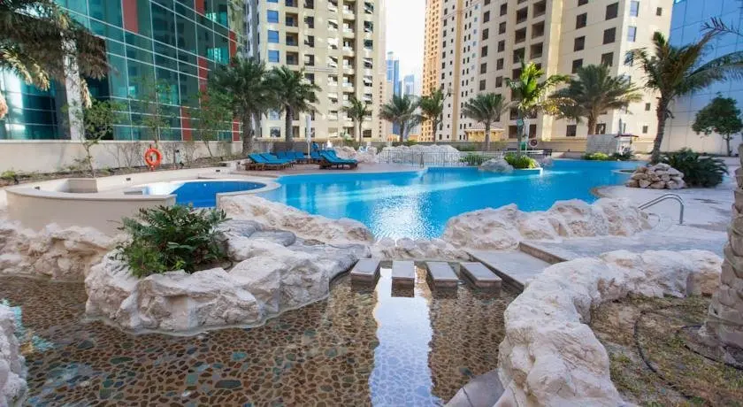 Дубай: Oasis Beach Tower Apartments