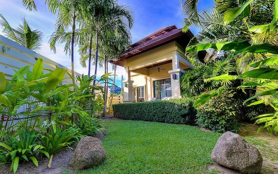 Муанг: Вилла Lily Pool Villa in Nai Harn