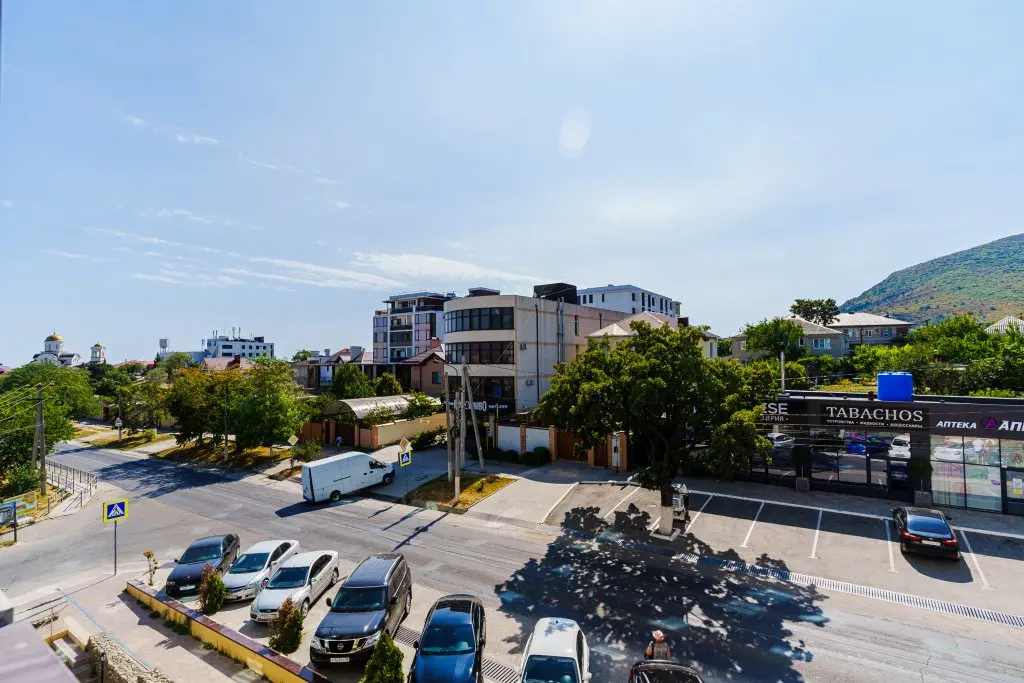 Новороссийск: LetoApart na Shosseynoy