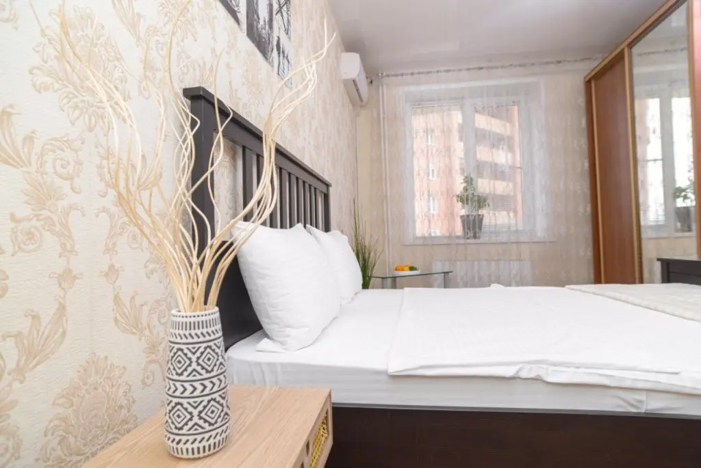Тольятти: Апартаменты ZebraHome на Спортивной 6