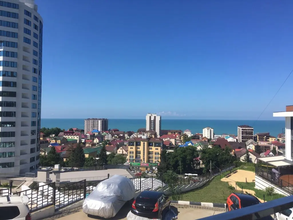 Сочи: Апартаменты Casablanka Hit с балконом с видом на море