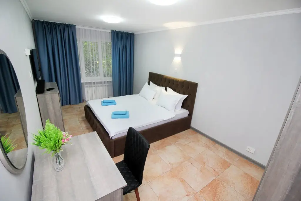 Алматы: Апартаменты Happy And Comfortable Apartment