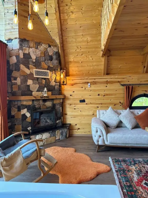 Чамлыхемшин: moni suit bungalow