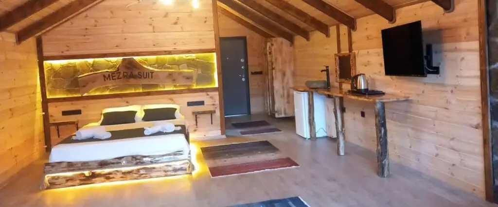 Чамлыхемшин: Mezra Suit Bungalow Dogal Dag Evleri
