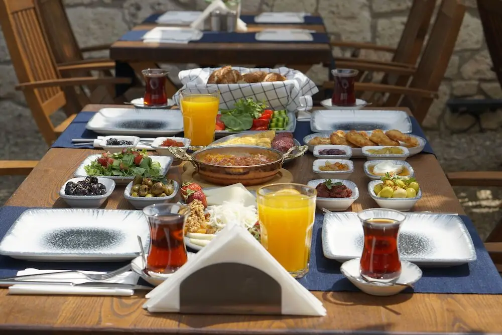 Чешме: Ramiz Alaçatı