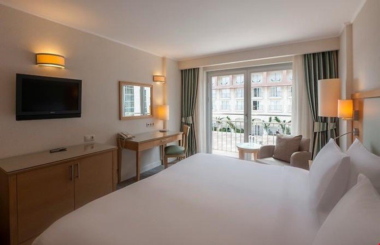 Чешме: Radisson Blu Resort Spacesme