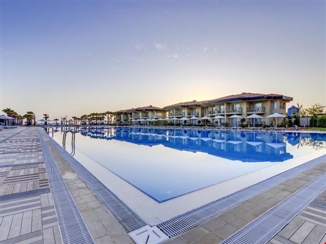Чешме: Radisson Blu Resort Spacesme