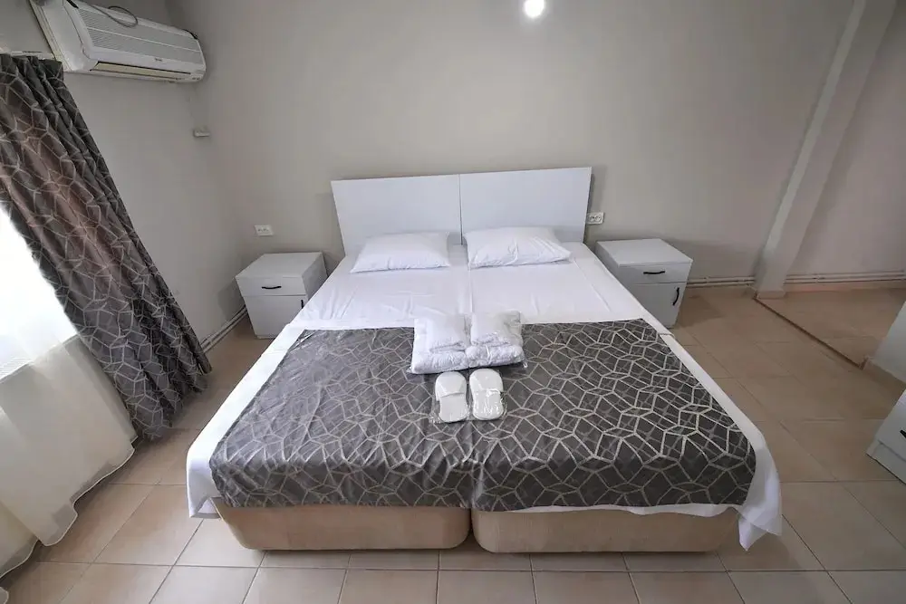 Бурхание: Nilhan Otel