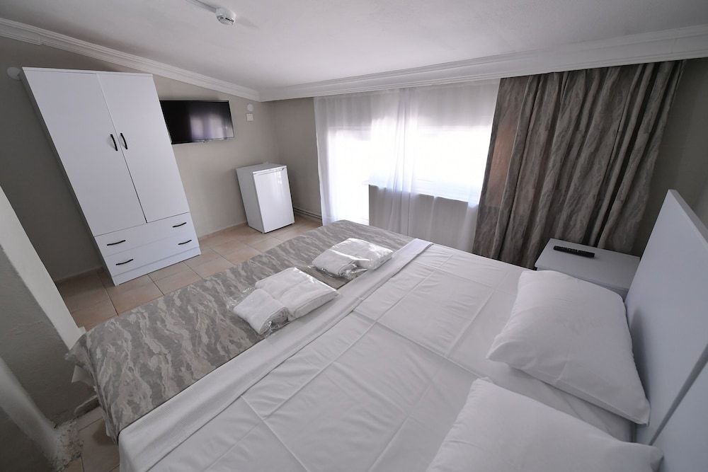 Бурхание: Nilhan Otel