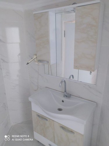 Стамбул: Newly Furnished Apartment F5