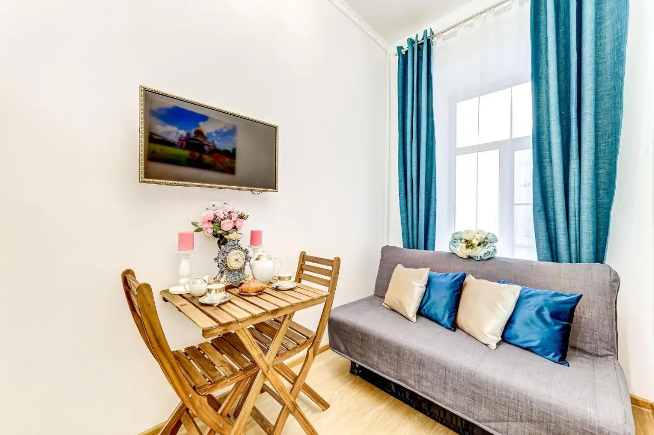 Санкт-Петербург: Travelto Liteyniy 31