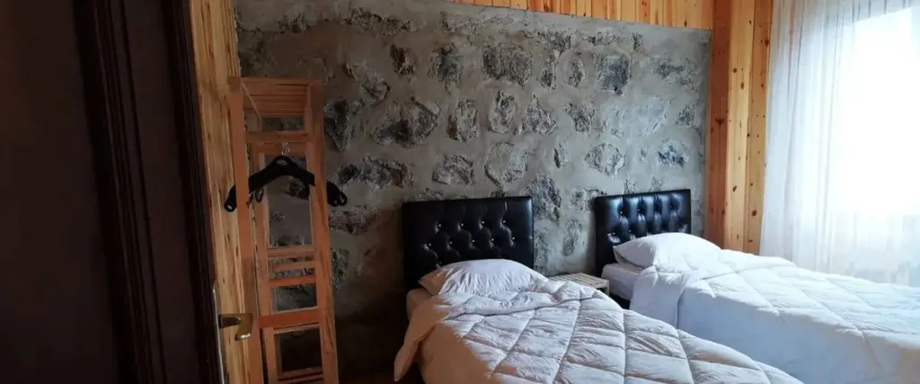 Трабзон: Forest Mansion