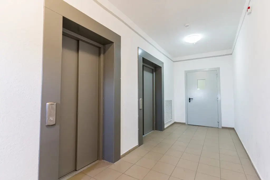 Новороссийск: LetoApart na Khvorostyanskogo