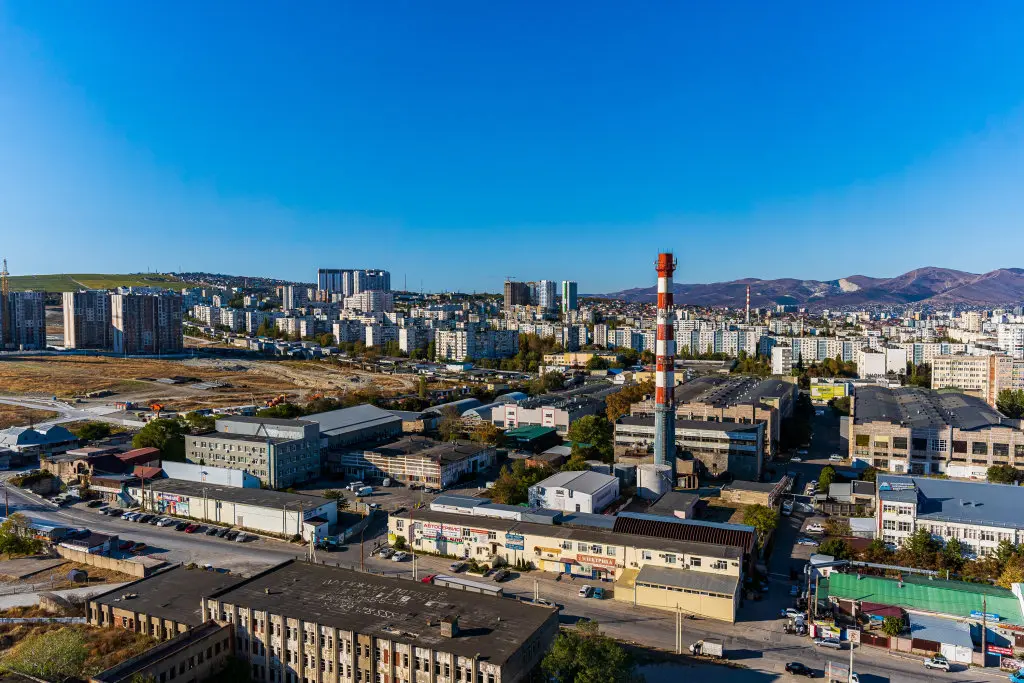 Новороссийск: LetoApart na Khvorostyanskogo