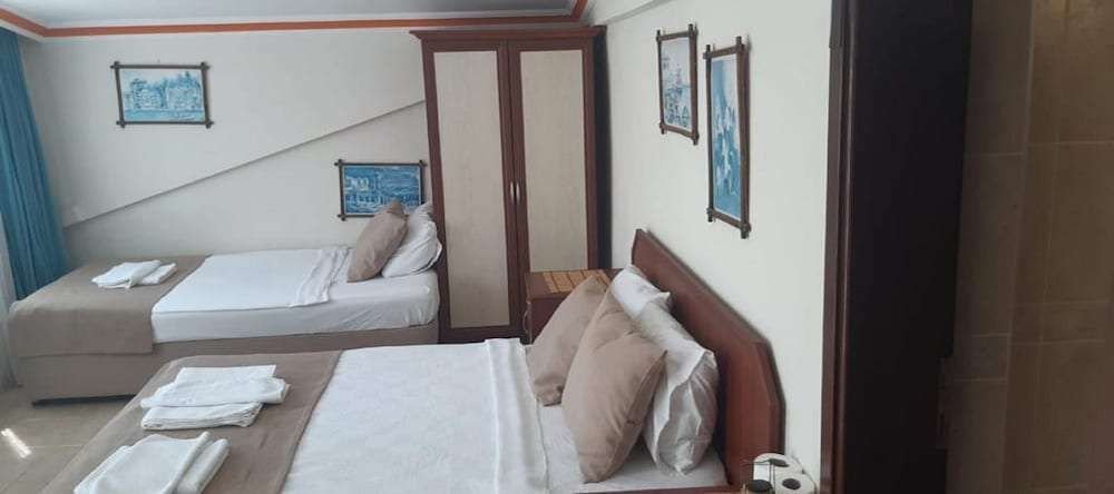 Селимийе: Dut House Selimiye