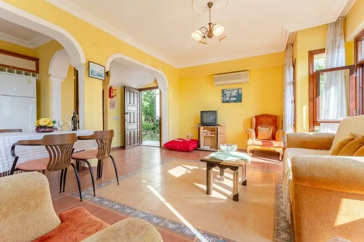 Ешилькёй: Arykandos Ortak Havuzlu Villa