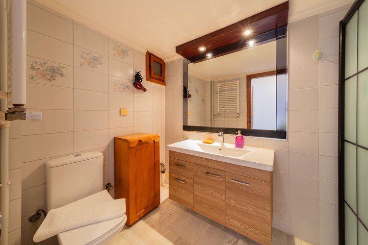 Clairo | Muratpasa — фото 1
