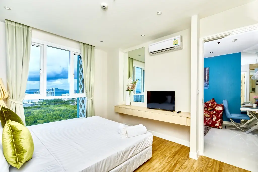 Паттайя: Апартаменты Grande Carribean sea view Jomtien beach