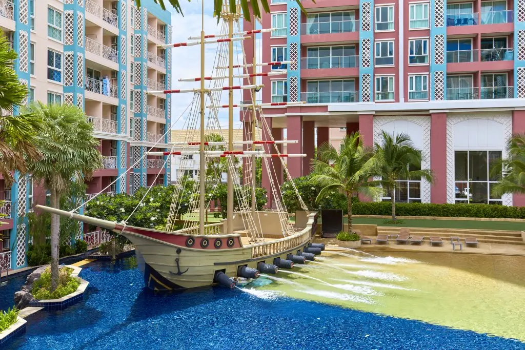 Паттайя: Апартаменты Grande Carribean sea view Jomtien beach