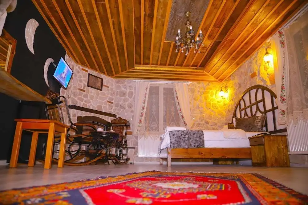 Учисар: Moonlight  Of Cappadocia