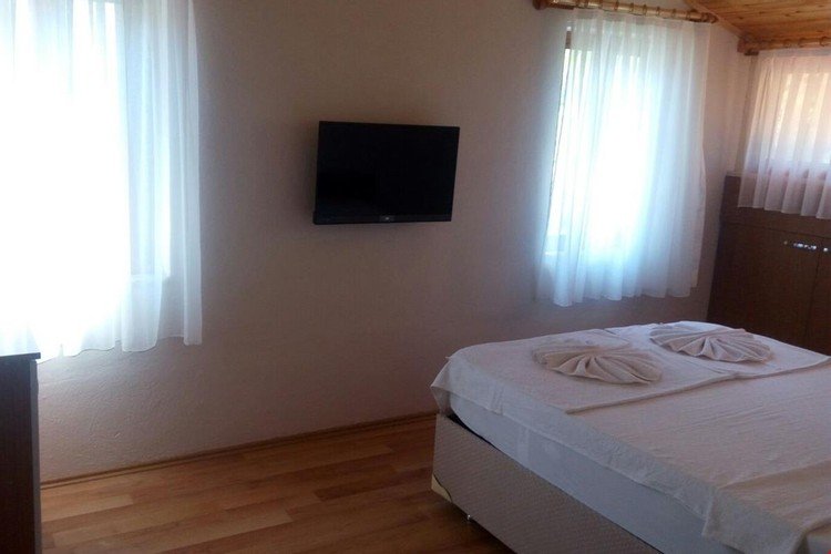 Кумлюбюк: Kerem Tatil Evi