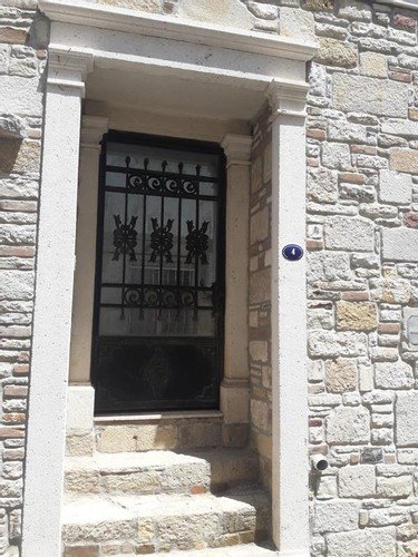 Helvaci: Foca Daire