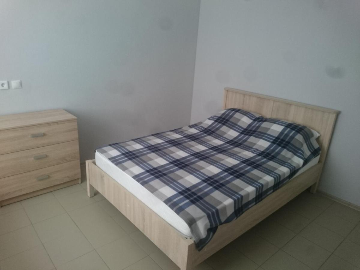 Витязево: Guest house Trudyaschihsya 131