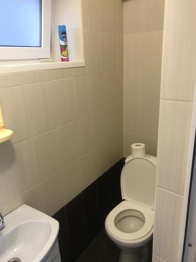 Витязево: Guest house Trudyaschihsya 131