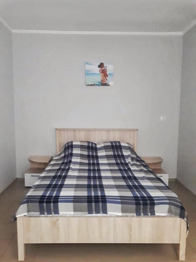 Витязево: Guest house Trudyaschihsya 131